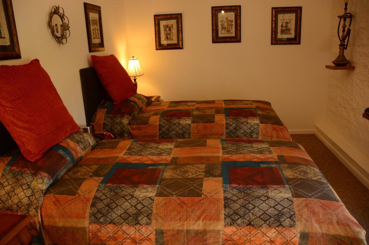 Les Noyers Aulnay Bed & Breakfast Aulnay  ภายนอก รูปภาพ