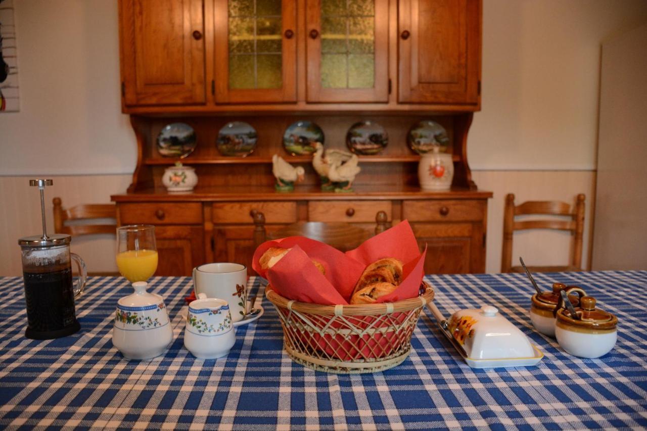 Les Noyers Aulnay Bed & Breakfast Aulnay  ภายนอก รูปภาพ